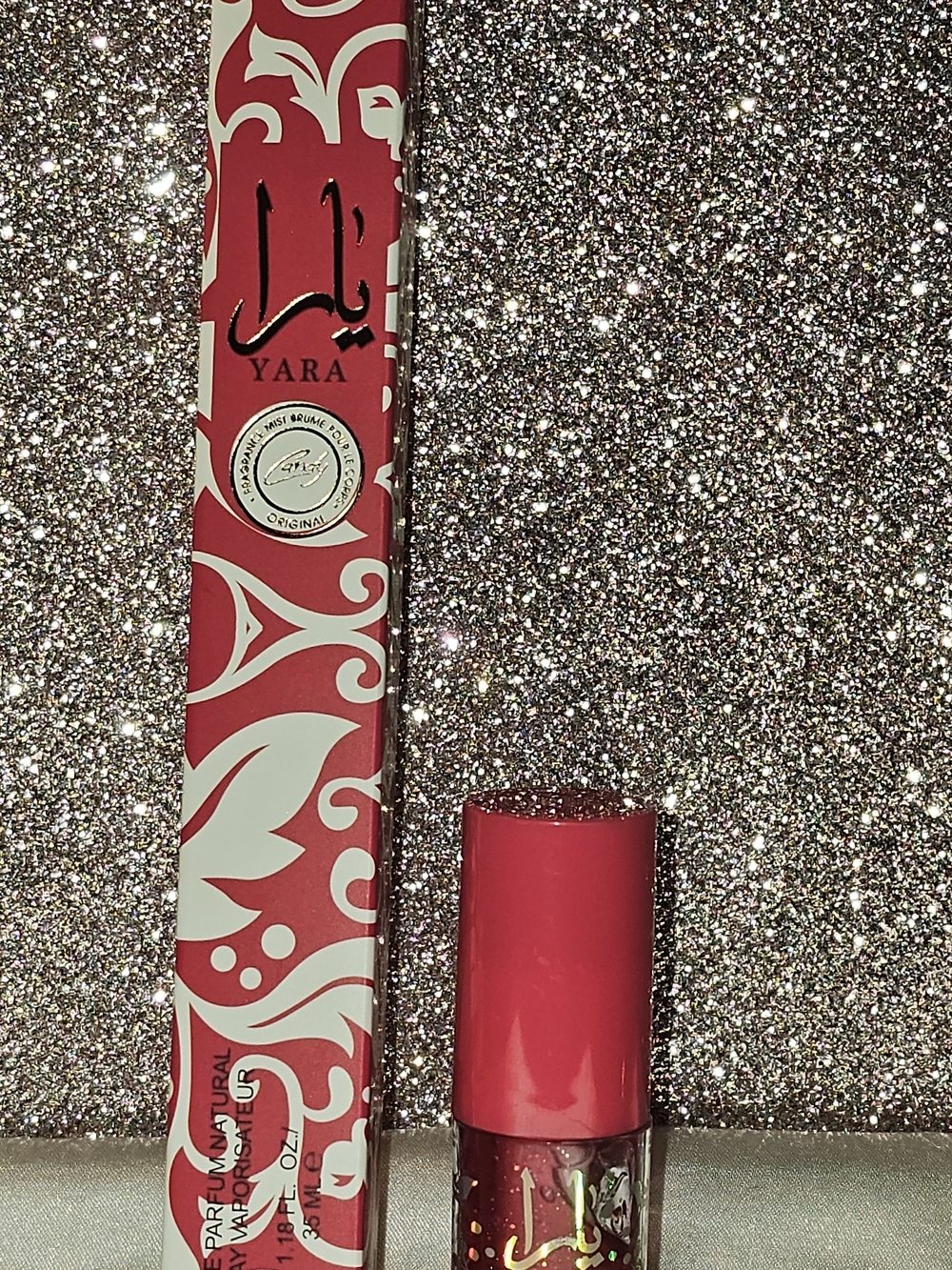 Yara Lip Gloss & Yara Candy 35 Ml EDP - Picture 2 of 5